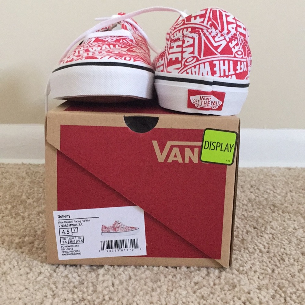 Vans red white off the wall nwt box 4.5 youth